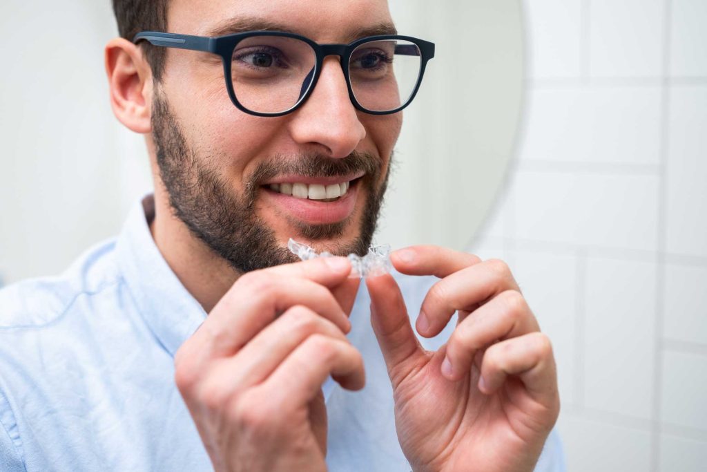 Ortodoncia en Ugena y El Señorío de Illescas. Ortodoncia de brackets metálicos en Ugena y El Señorío, ortodoncia de brackets estéticos en Ugena y El Señorío, ortodoncia invisible en El Señorío, ortodoncia infantil en Ugena y El Señorío, ortopedia en Ugena y El Señorío.